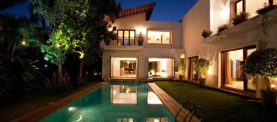 Gallery 6 — Arora House