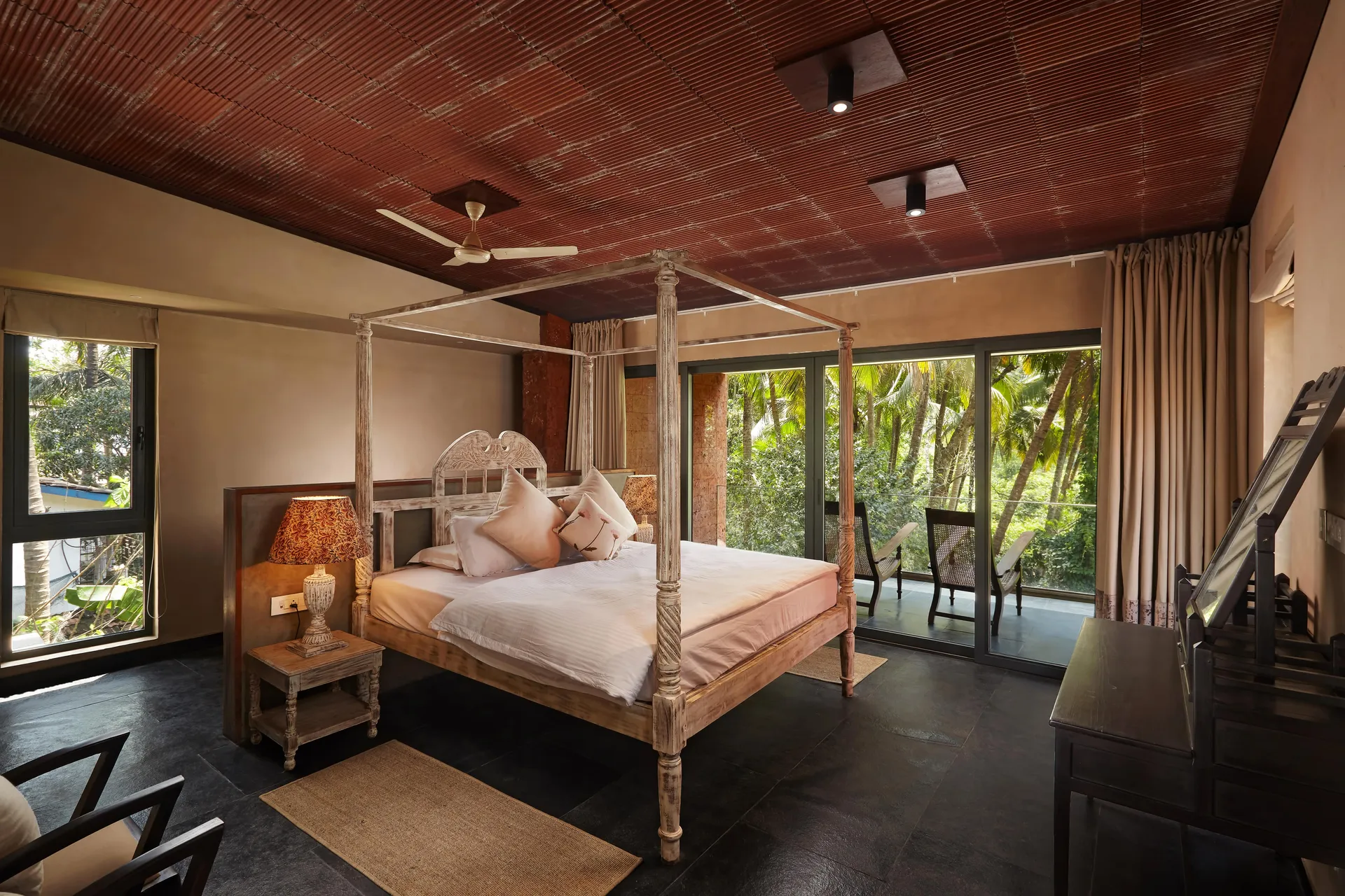 Gallery 3 — Levitating House